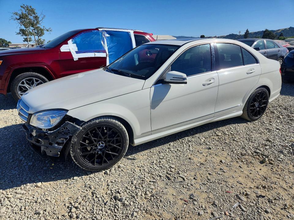 53971916 :رقم المزاد ، WDDGF5EB6AR119226 vin ، 2010 Mercedes-benz C مزاد بيع