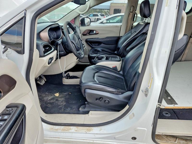 2020 Chrysler Voyager მანქანა იყიდება აუქციონზე, vin: 2C4RC1DG8LR182214, აუქციონის ნომერი: 52154956