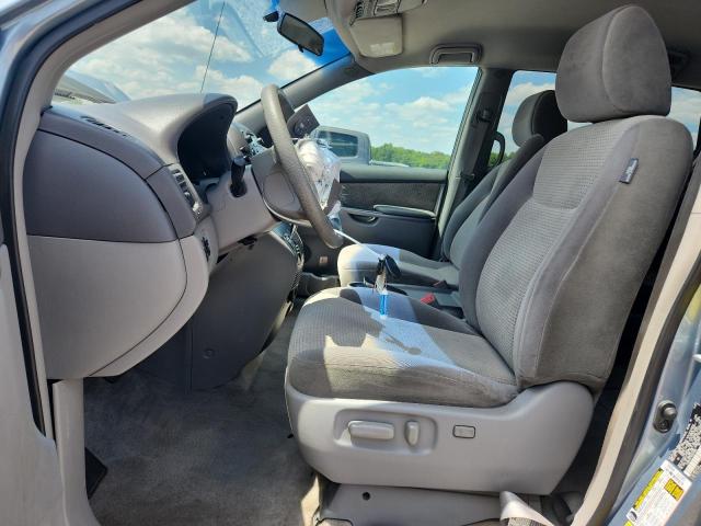 52164346 :رقم المزاد ، 5TDKK4CC1AS334505 vin ، 2010 Toyota Sienna مزاد بيع