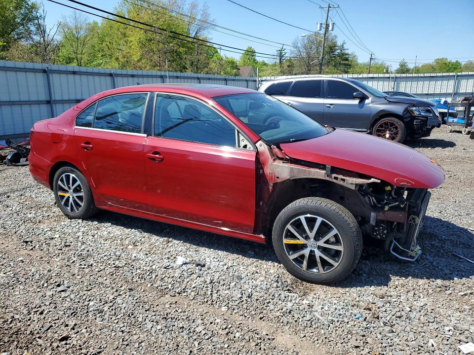 51509916 :رقم المزاد ، 3VWDB7AJ4JM259260 vin ، 2018 Volkswagen Jetta مزاد بيع