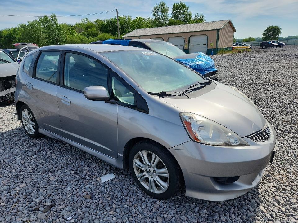 2010 Honda Fit მანქანა იყიდება აუქციონზე, vin: JHMGE8H4XAS015535, აუქციონის ნომერი: 55453686