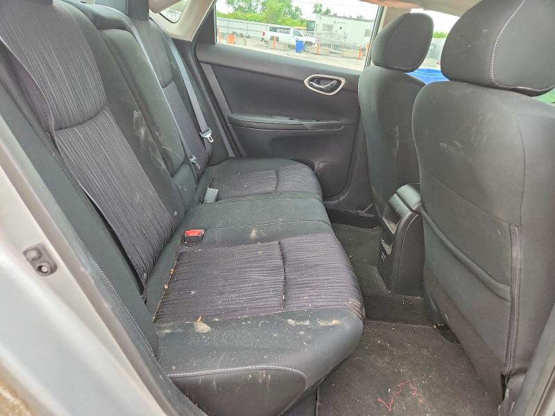 55520226 :رقم المزاد ، 3N1AB7AP4KY445890 vin ، 2019 Nissan Sentra مزاد بيع