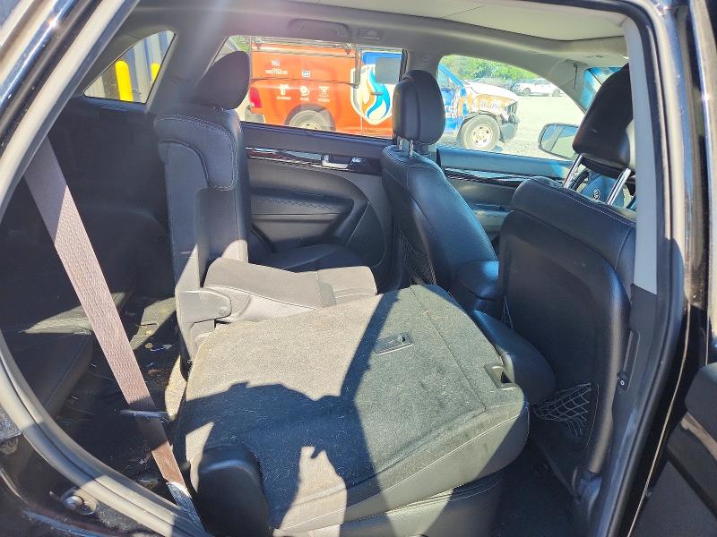 Продажа на аукционе авто 2015 Kia Sorento, vin: 5XYKW4A73FG561970, номер лота: 52837816
