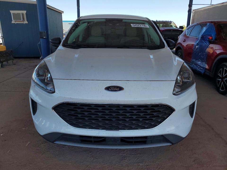 54522756 :رقم المزاد ، 1FMCU0G62NUB15822 vin ، 2022 Ford Escape مزاد بيع