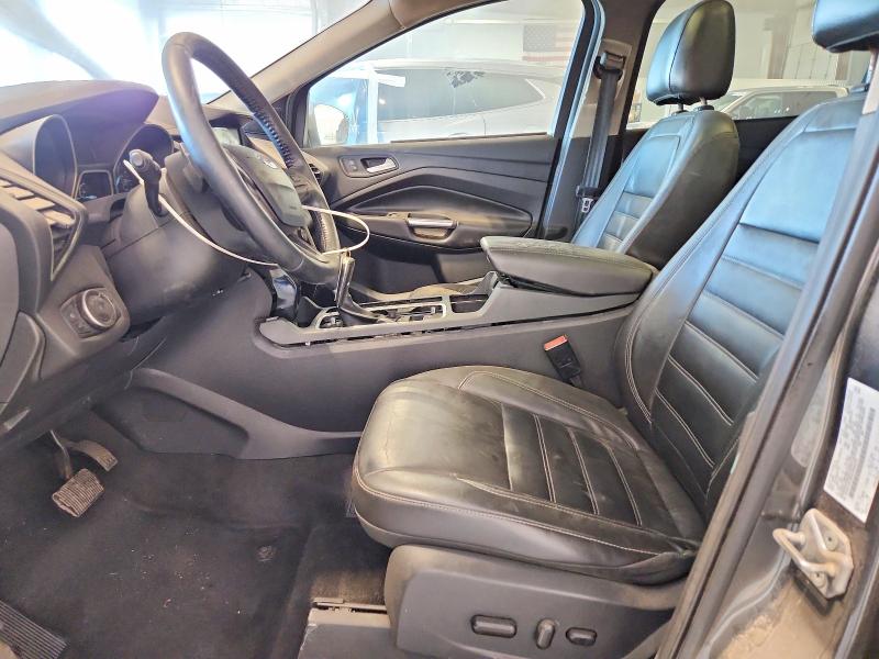 2017 Ford Escape მანქანა იყიდება აუქციონზე, vin: 1FMCU9J98HUB94375, აუქციონის ნომერი: 54833736