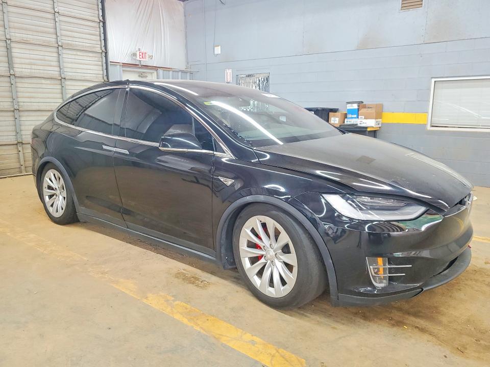 Продажа на аукционе авто 2016 Tesla Model X, vin: 5YJXCAE4XGFS00192, номер лота: 52245756