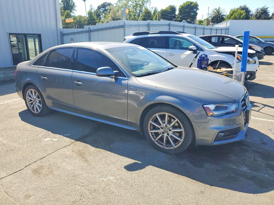 Продажа на аукционе авто 2014 Audi A4, vin: WAUFFAFL9EA089131, номер лота: 52815916