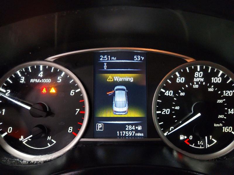 52318006 :رقم المزاد ، 3N1AB7AP3JL658275 vin ، 2018 Nissan Sentra مزاد بيع