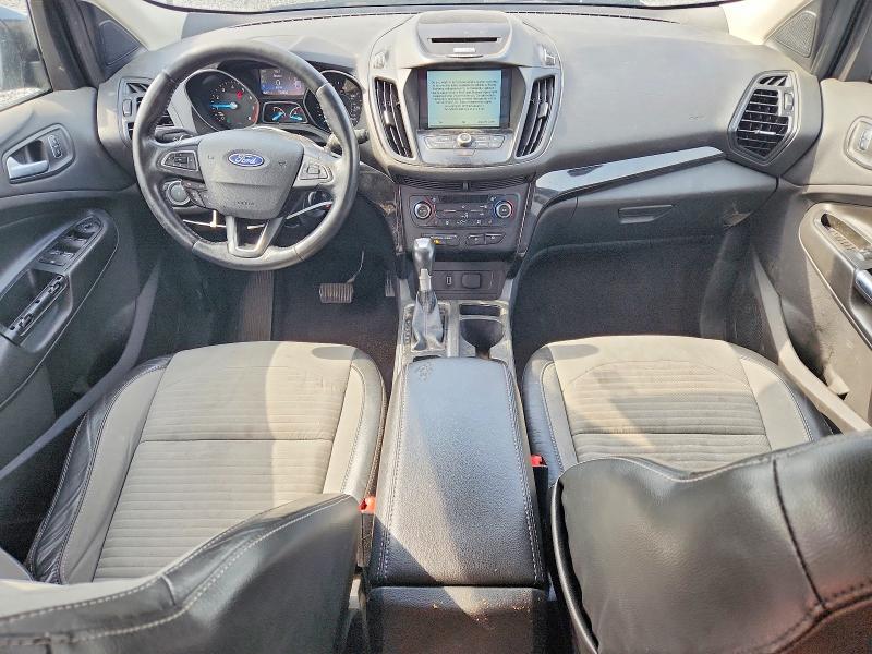 52509216 :رقم المزاد ، 1FMCU0G92HUE66552 vin ، 2017 Ford Escape مزاد بيع