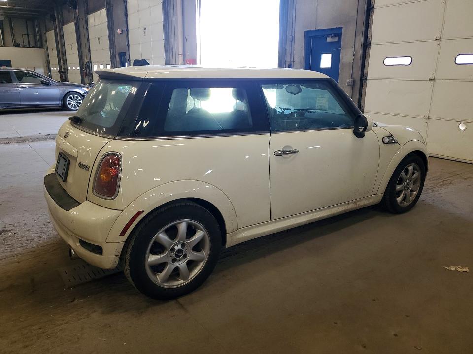 Продажа на аукционе авто 2010 Mini Cooper, vin: WMWMF3C58ATZ26717, номер лота: 55057666