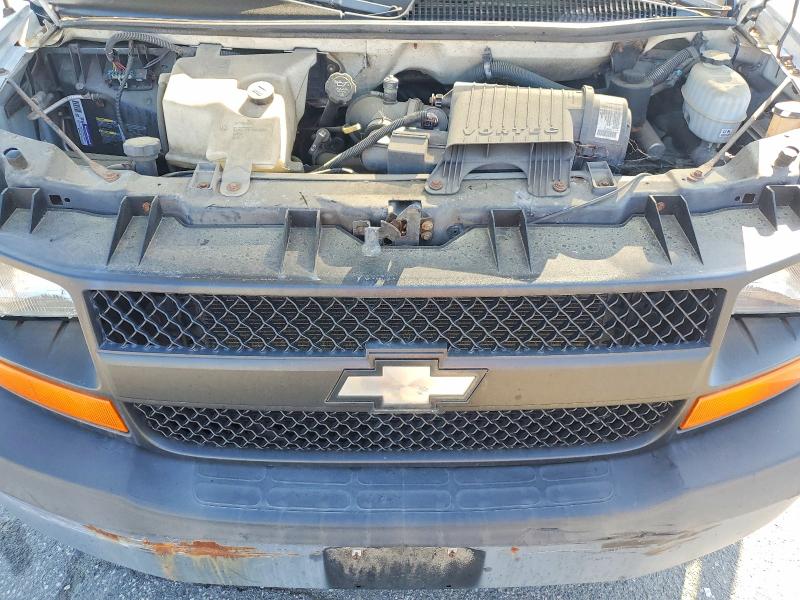 2004 Chevrolet Express G3500 მანქანა იყიდება აუქციონზე, vin: 1GCHG39U741150399, აუქციონის ნომერი: 54015826