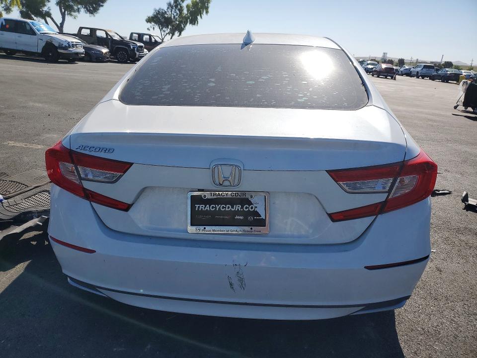 Продажа на аукционе авто 2018 Honda Accord, vin: 1HGCV1F13JA224929, номер лота: 53978726