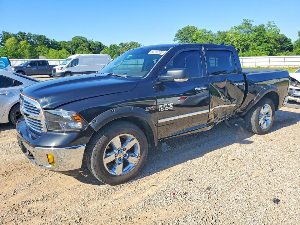 52236526 :رقم المزاد ، 1C6RR7LT0FS788021 vin ، 2015 Ram 1500 مزاد بيع