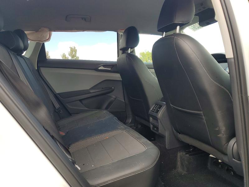 Продажа на аукционе авто 2022 Volkswagen Taos, vin: 3VVWX7B26NM043714, номер лота: 55122026