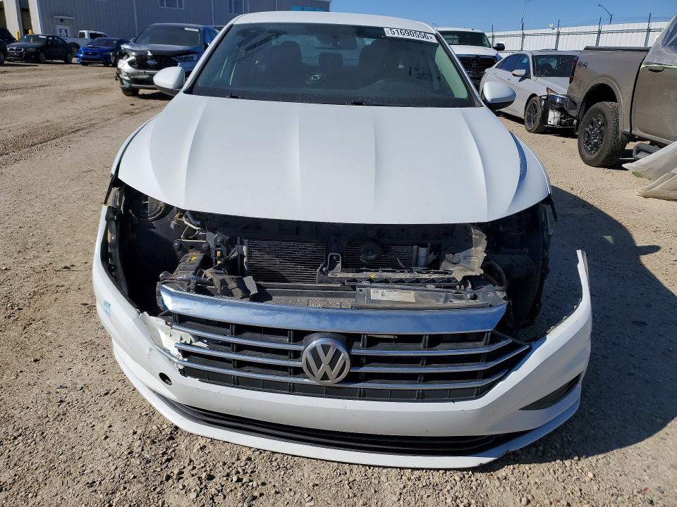 51690556 :رقم المزاد ، 3VWCB7BU1LM009420 vin ، 2020 Volkswagen Jetta مزاد بيع