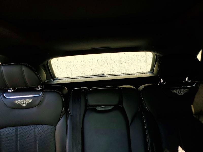Продаж на аукціоні авто 2018 Bentley Bentayga, vin: SJAAC4ZV0JC019215, номер лоту: 54397316