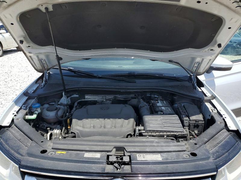 Продаж на аукціоні авто 2018 Volkswagen Tiguan, vin: 3VV1B7AX8JM078450, номер лоту: 52557896