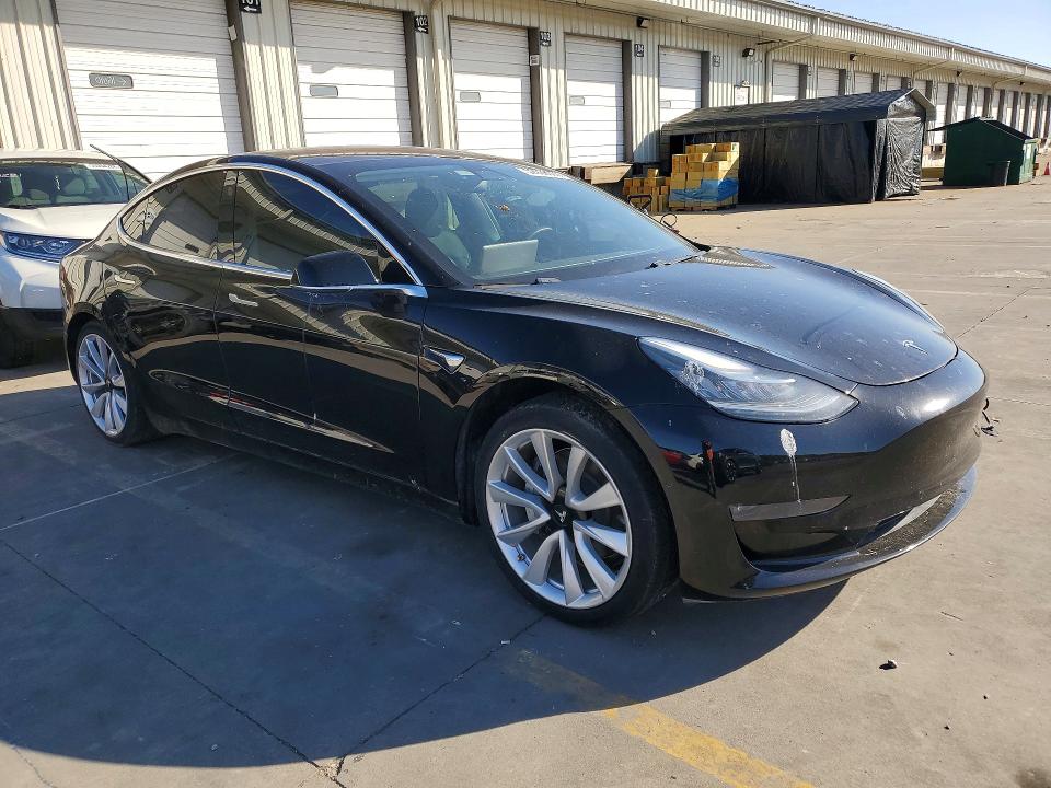 Продажа на аукционе авто 2018 Tesla Model 3, vin: 5YJ3E1EA5JF060171, номер лота: 52938006