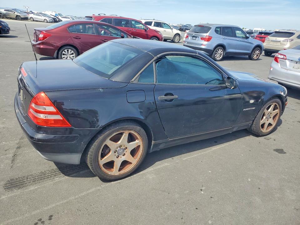 Aukcja sprzedaży 2000 Mercedes-benz Slk, vin: WDBKK47F8YF168870, numer aukcji: 52963516