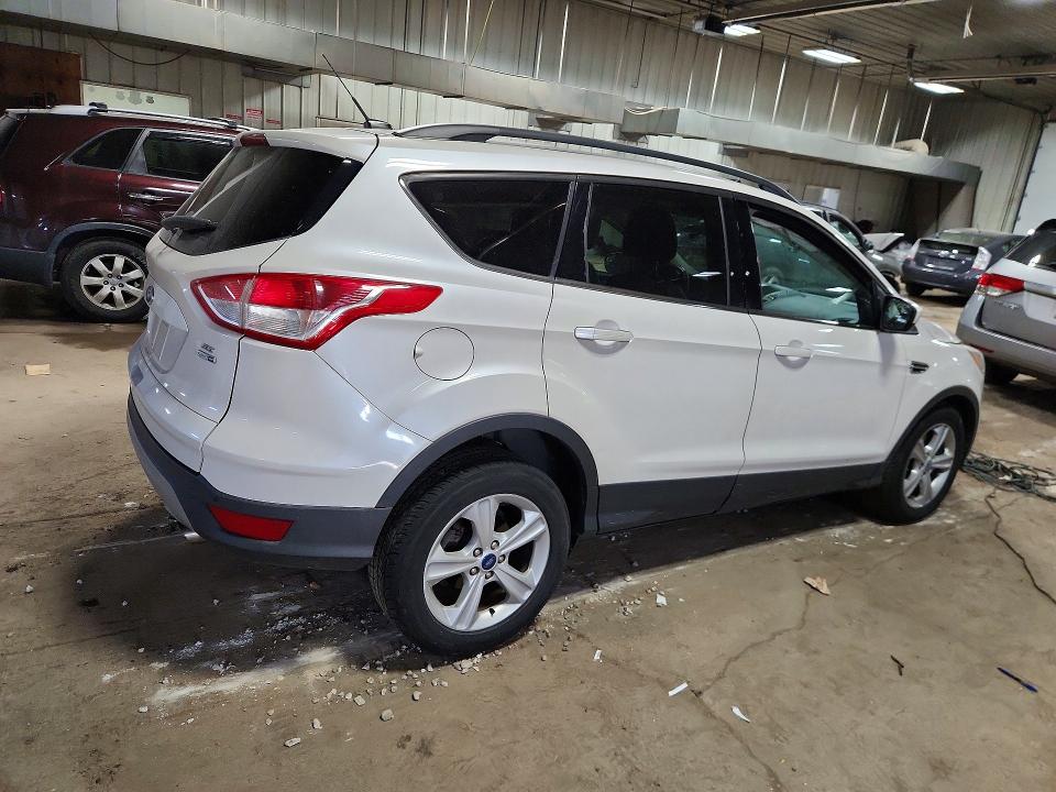 Продажа на аукционе авто 2016 Ford Escape, vin: 1FMCU9GX7GUA65452, номер лота: 53295056
