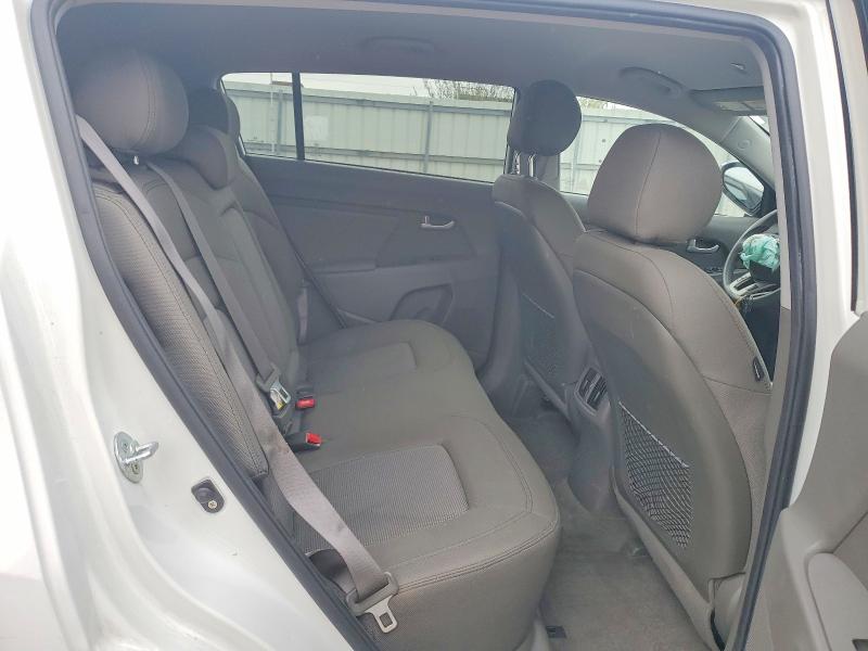 Продажа на аукционе авто 2015 Kia Sportage, vin: KNDPBCAC6F7670994, номер лота: 53163306