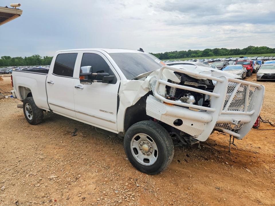 Продаж на аукціоні авто 2015 Chevrolet Silverado, vin: 1GC1KWE89FF627320, номер лоту: 51842246