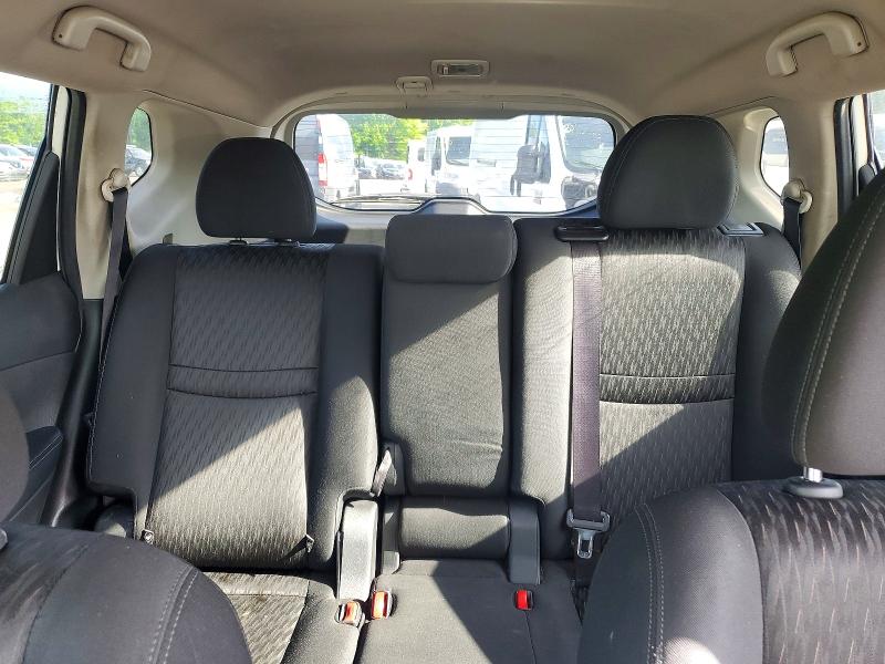 54663686 :رقم المزاد ، KNMAT2MV7HP502598 vin ، 2017 Nissan Rogue مزاد بيع