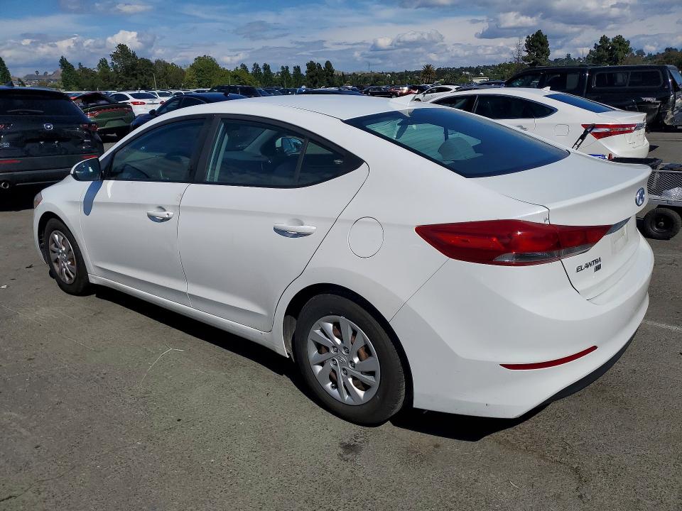 Продажа на аукционе авто 2017 Hyundai Elantra, vin: 5NPD74LF1HH111823, номер лота: 55365186
