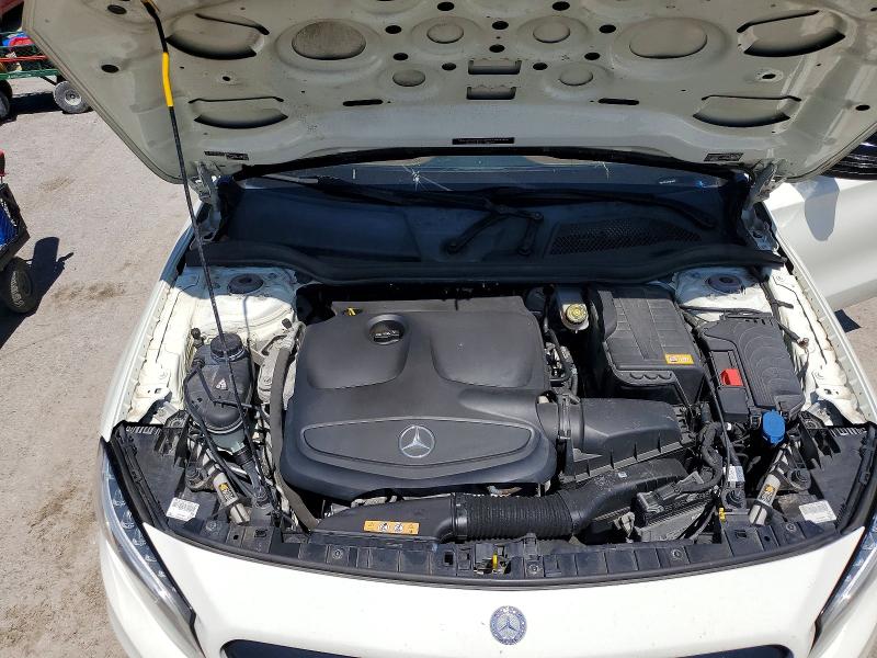 52361256 :رقم المزاد ، WDCTG4GB9FJ039092 vin ، 2015 Mercedes-benz Gla مزاد بيع