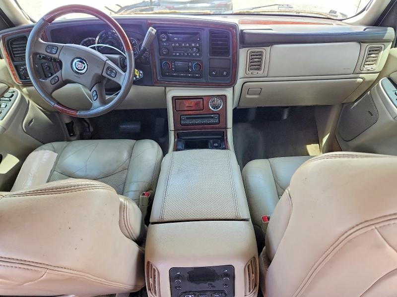 2005 Cadillac Escalade მანქანა იყიდება აუქციონზე, vin: 3GYEK62N55G136729, აუქციონის ნომერი: 53184086