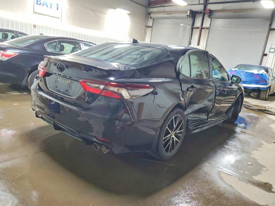 Продажа на аукционе авто 2023 Toyota Camry, vin: 4T1T11AK5PU744840, номер лота: 51310786