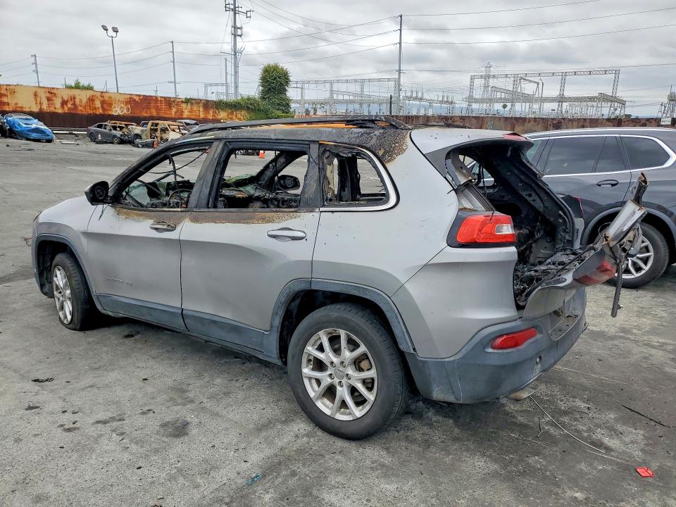 53826816 :رقم المزاد ، 1C4PJLCB5EW158378 vin ، 2014 Jeep Cherokee مزاد بيع