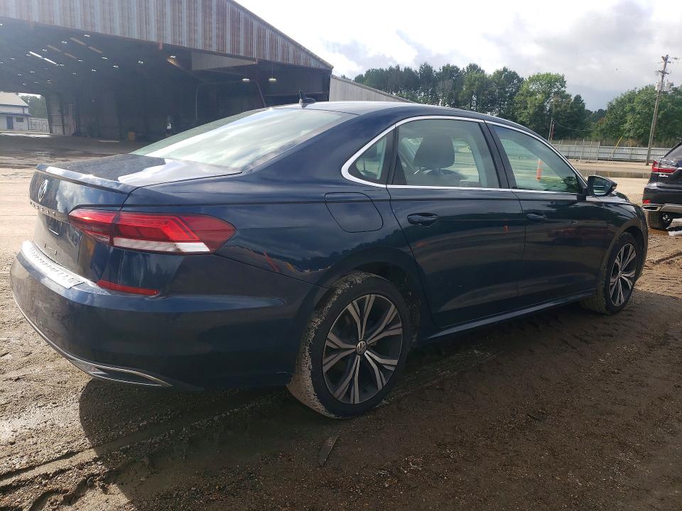 Продажа на аукционе авто 2022 Volkswagen Passat, vin: 1VWSA7A35NC001378, номер лота: 52848806