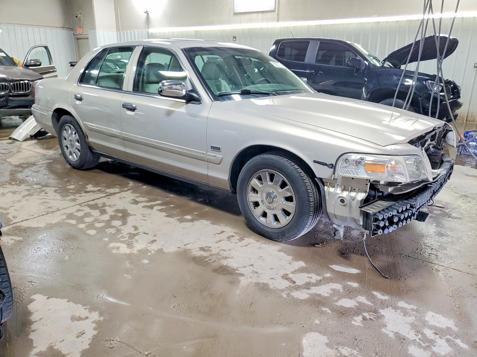 52015226 :رقم المزاد ، 2MHHM75V97X613607 vin ، 2007 Mercury Grand Marquis مزاد بيع