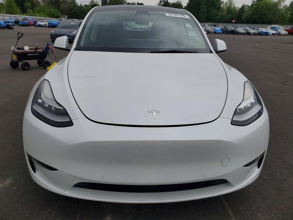52705136 :رقم المزاد ، 5YJYGAEE0MF232081 vin ، 2021 Tesla Model Y مزاد بيع