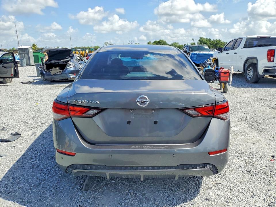 54670356 :رقم المزاد ، 3N1AB8BV7MY216867 vin ، 2021 Nissan Sentra مزاد بيع