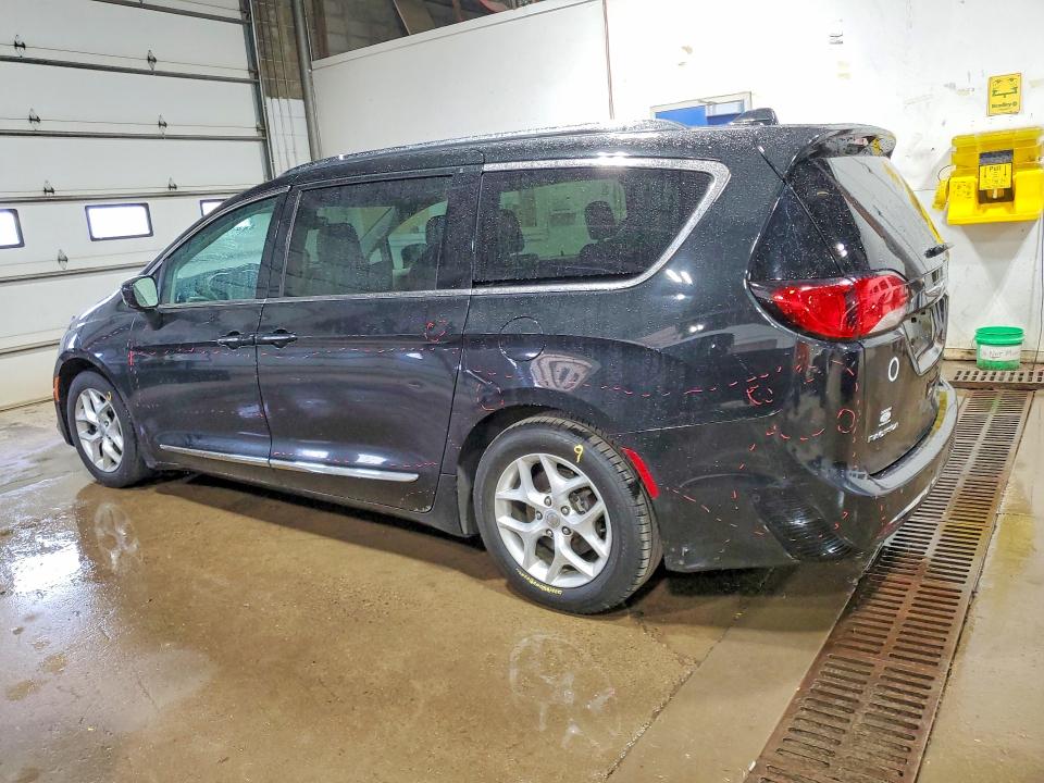 52702296 :رقم المزاد ، 2C4RC1EG3HR534251 vin ، 2017 Chrysler Pacifica مزاد بيع