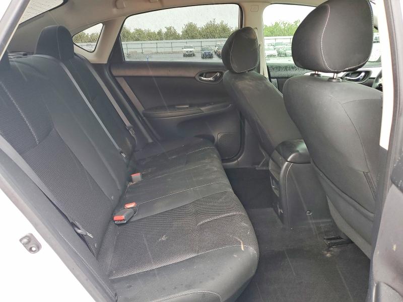 55117026 :رقم المزاد ، 3N1AB7AP4JY228936 vin ، 2018 Nissan Sentra مزاد بيع