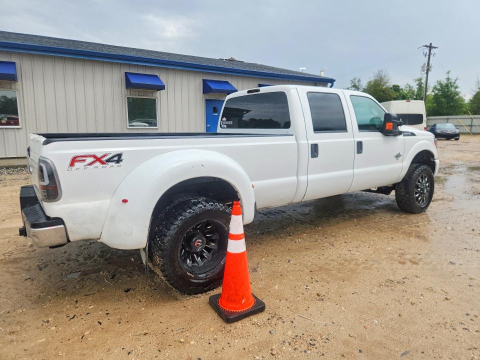 51882226 :رقم المزاد ، 1FT8W3DT6FEA49870 vin ، 2015 Ford F350 مزاد بيع