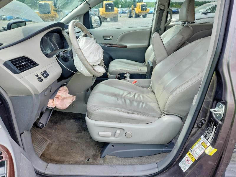 Продажа на аукционе авто 2013 Toyota Sienna, vin: 5TDYK3DC4DS380532, номер лота: 52800446