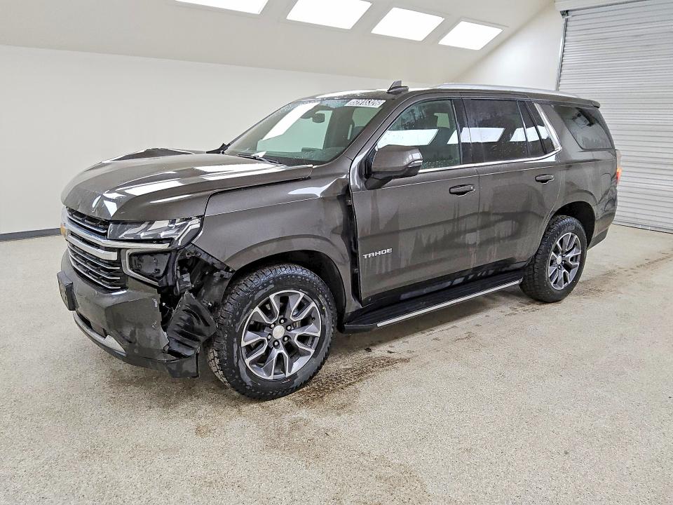 52916326 :رقم المزاد ، 1GNSKNKD8MR117513 vin ، 2021 Chevrolet Tahoe مزاد بيع