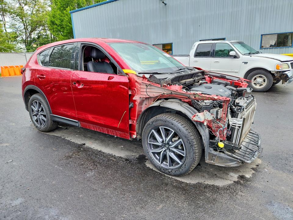 53126546 :رقم المزاد ، JM3KFBDL5H0144976 vin ، 2017 Mazda Cx-5 مزاد بيع