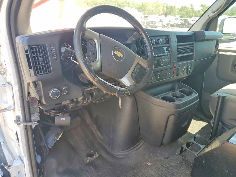 53002266 :رقم المزاد ، 1GCWGFCF9F1169140 vin ، 2015 Chevrolet Express G2500 مزاد بيع