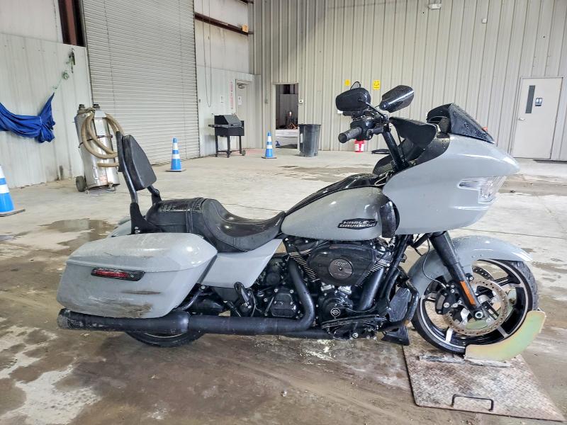 54594816 :رقم المزاد ، 1HD1KH715SB620800 vin ، 2025 Harley Davidson Fltrx مزاد بيع