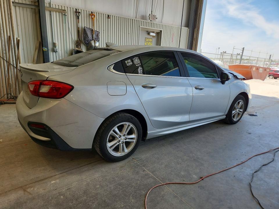 51914826 :رقم المزاد ، 1G1BD5SM9J7164388 vin ، 2018 Chevrolet Cruze مزاد بيع