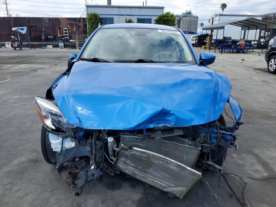 52246696 :رقم المزاد ، 3MYDLBYV8JY318042 vin ، 2018 Toyota Yaris Ia مزاد بيع