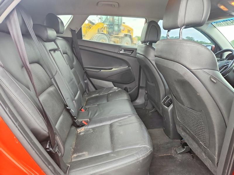 54701106 :رقم المزاد ، KM8J33A42HU514138 vin ، 2017 Hyundai Tucson مزاد بيع