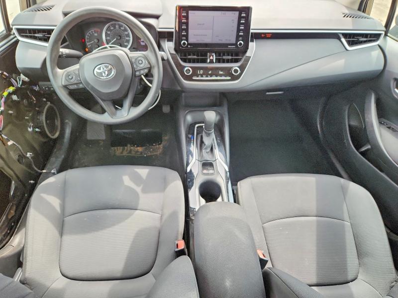 52533186 :رقم المزاد ، 5YFEPMAE6MP232259 vin ، 2021 Toyota Corolla مزاد بيع