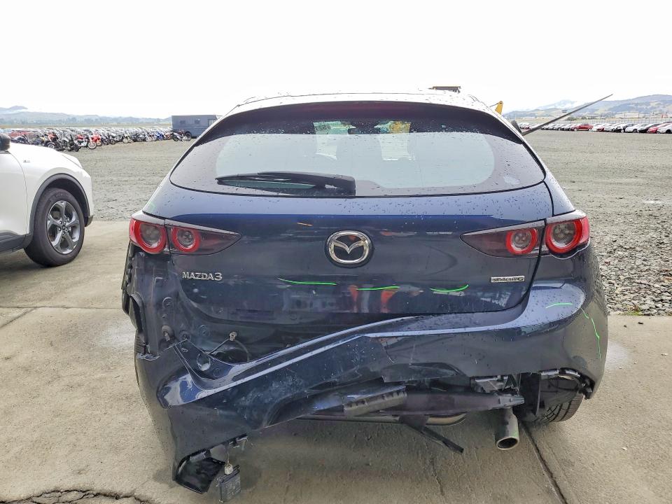 Aukcja sprzedaży 2021 Mazda 3, vin: JM1BPAKL5M1404137, numer aukcji: 52184366