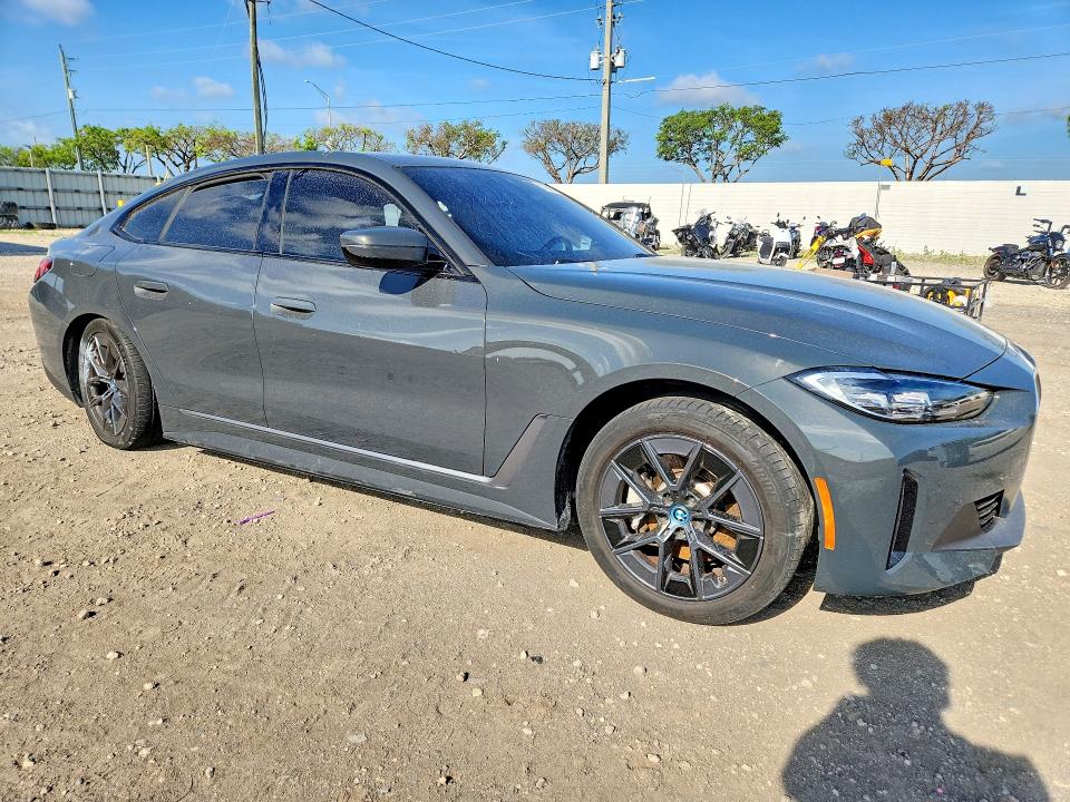 51582516 :رقم المزاد ، WBY43AW06PFP72210 vin ، 2023 Bmw I4 مزاد بيع